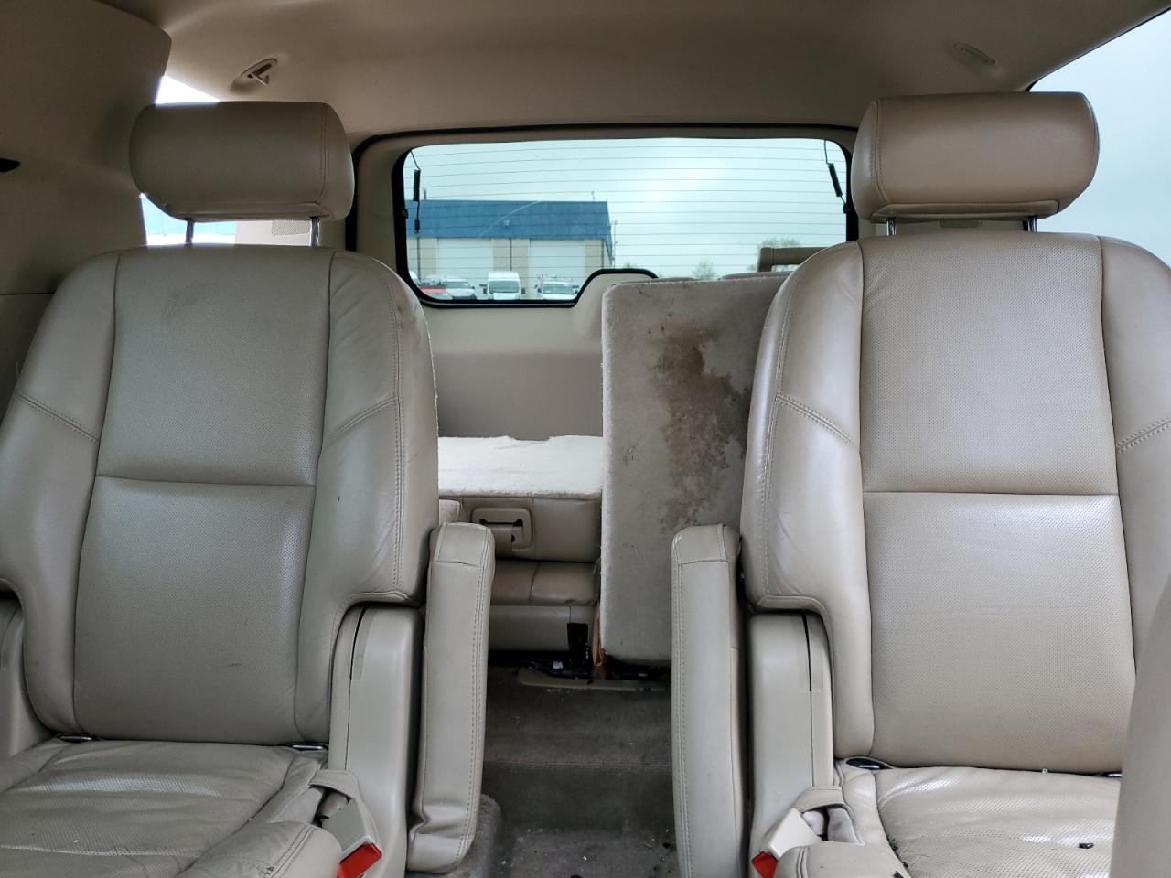 2010 Cadillac Escalade Luxury VIN: 1GYUKBEF7AR149985 Lot: 56003315