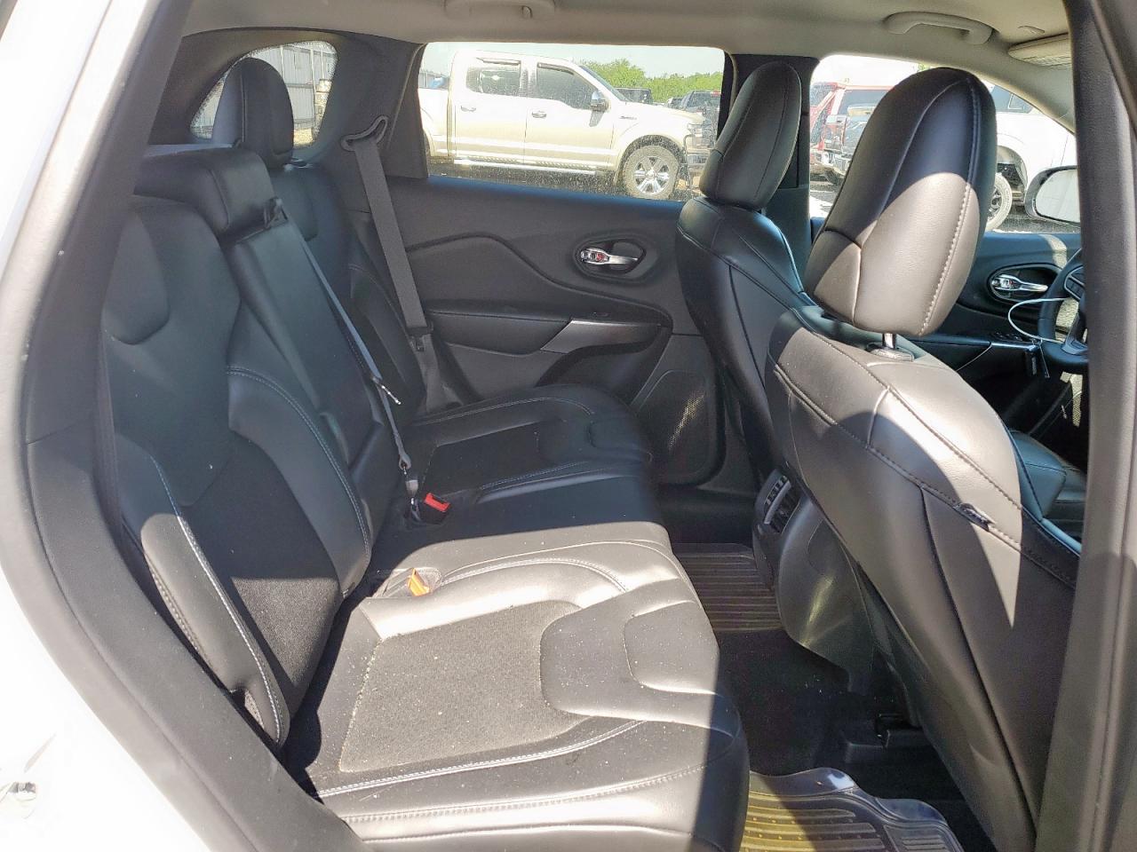 2020 Jeep Cherokee Latitude Plus VIN: 1C4PJLLB6LD605986 Lot: 56908895