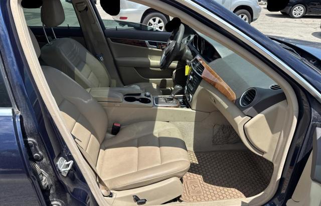 Sedans MERCEDES-BENZ C-CLASS 2012 Granatowy