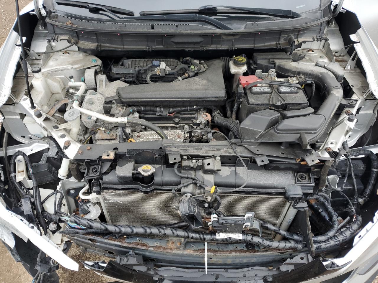 KNMAT2MV2HP598169 NISSAN ROGUE 2017