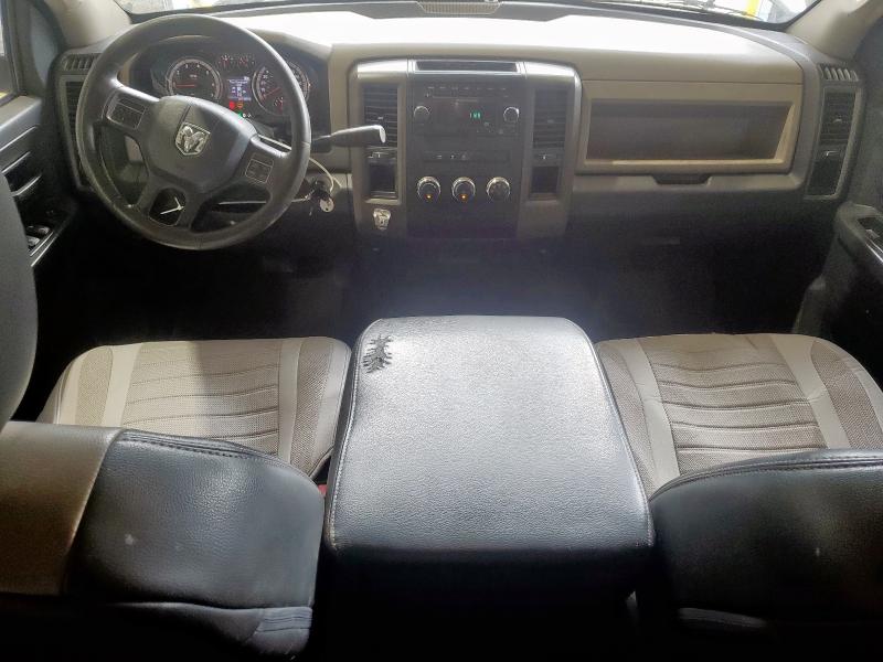  DODGE RAM 1500 2012 Srebrny