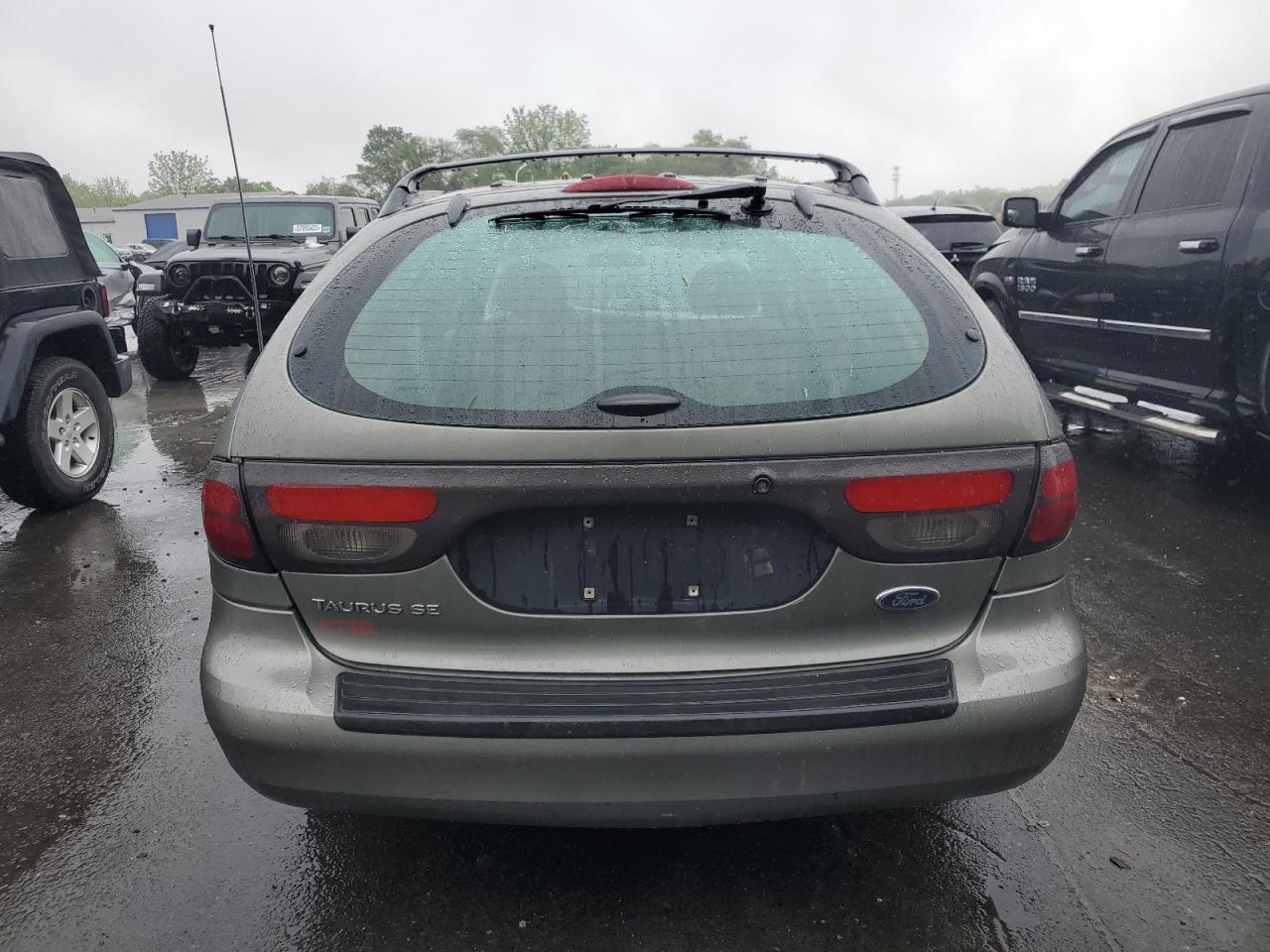2002 Ford Taurus Se VIN: 1FAFP58U62A219915 Lot: 56972825