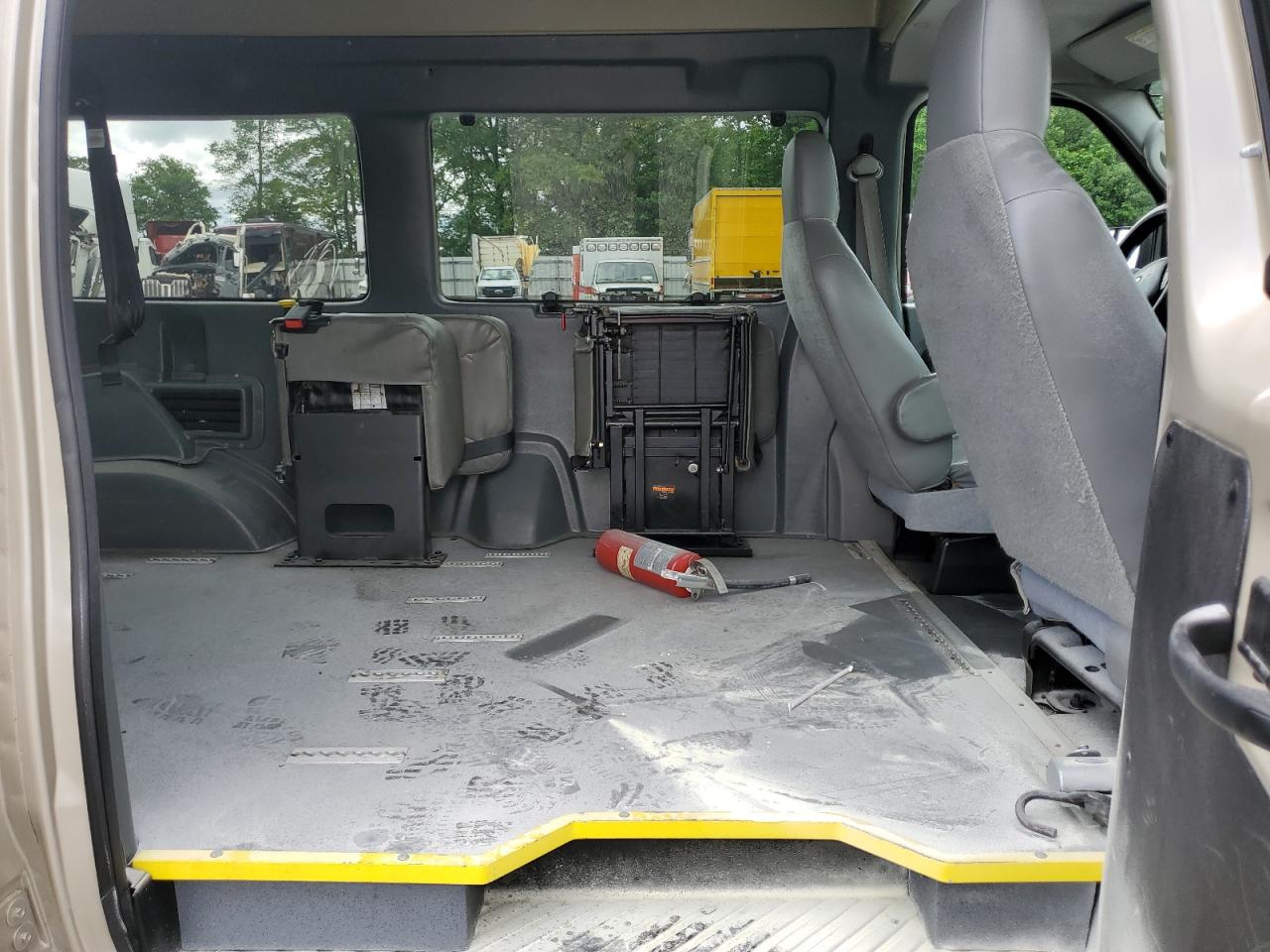 2010 Ford Econoline E250 Van VIN: 1FTNS2EL0ADA54116 Lot: 55942025