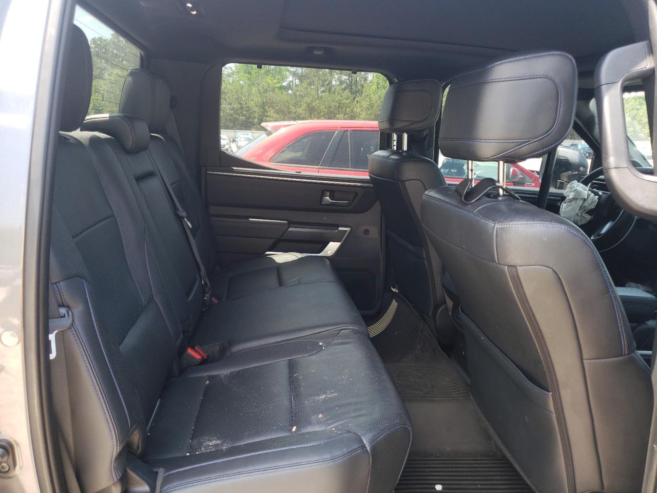 2022 Toyota Tundra Crewmax Platinum VIN: 5TFNC5DB2NX005270 Lot: 56390395