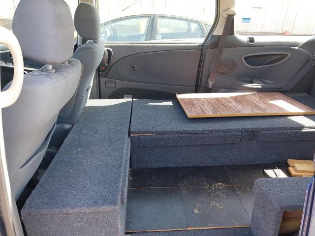 2004 TOYOTA PREVIA T3