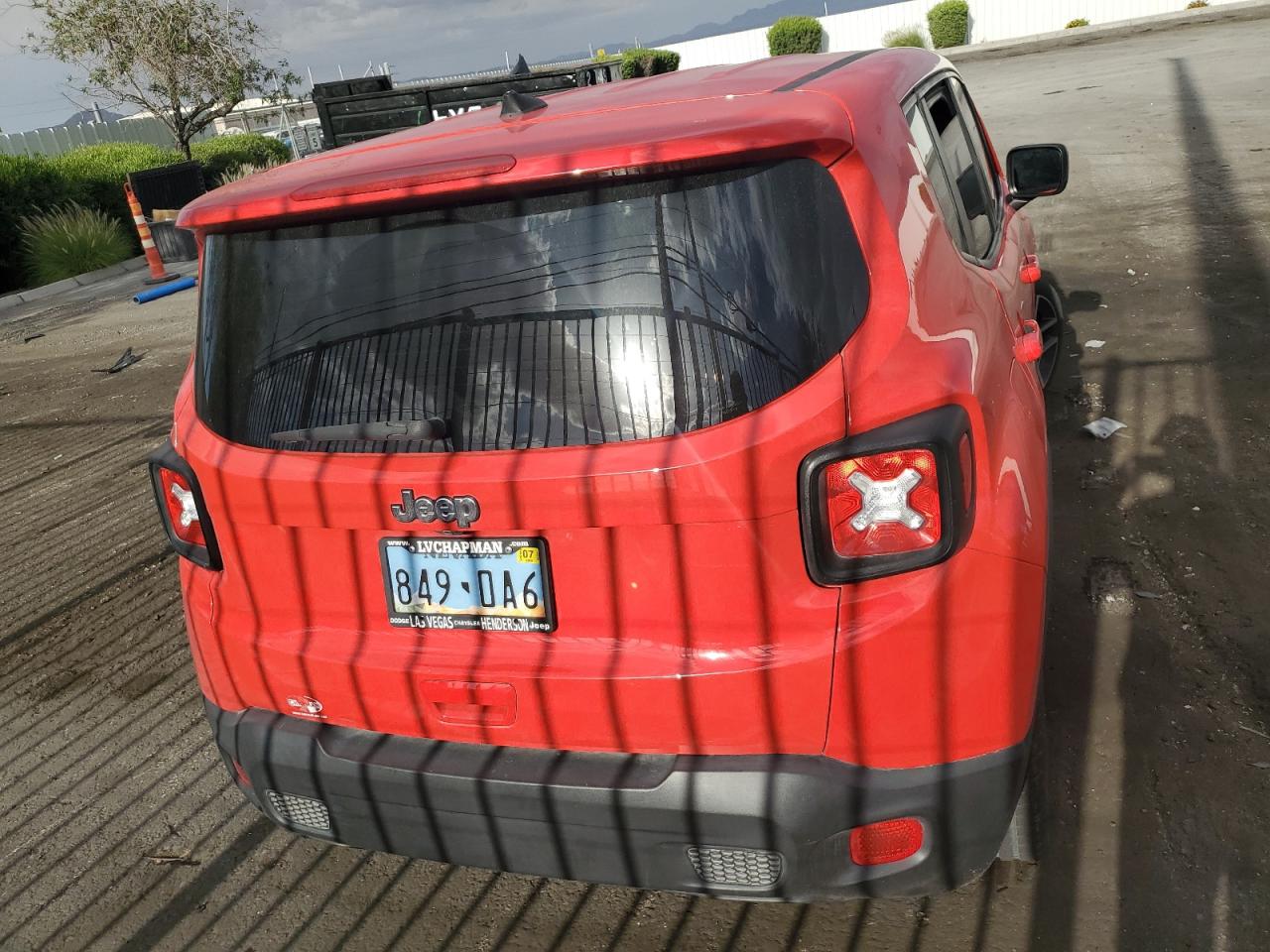 2020 Jeep Renegade Sport VIN: ZACNJAAB4LPM28562 Lot: 57713845