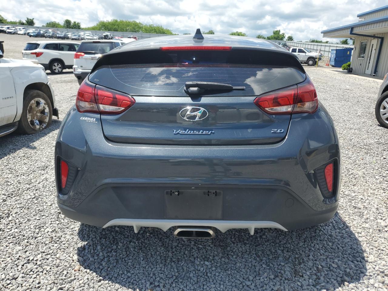 2019 Hyundai Veloster Base VIN: KMHTG6AF8KU019918 Lot: 56999235