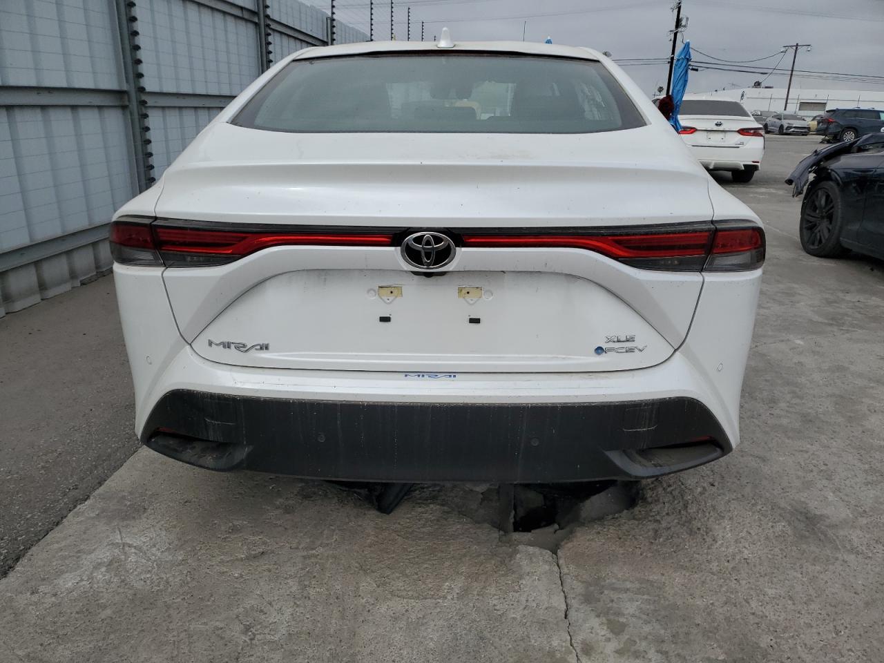 2024 Toyota Mirai Xle VIN: JTDAAAAA2RA011782 Lot: 56004025