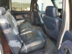 1999 Chevrolet Suburban K1500 للبيع في Sikeston، MO - Rear End