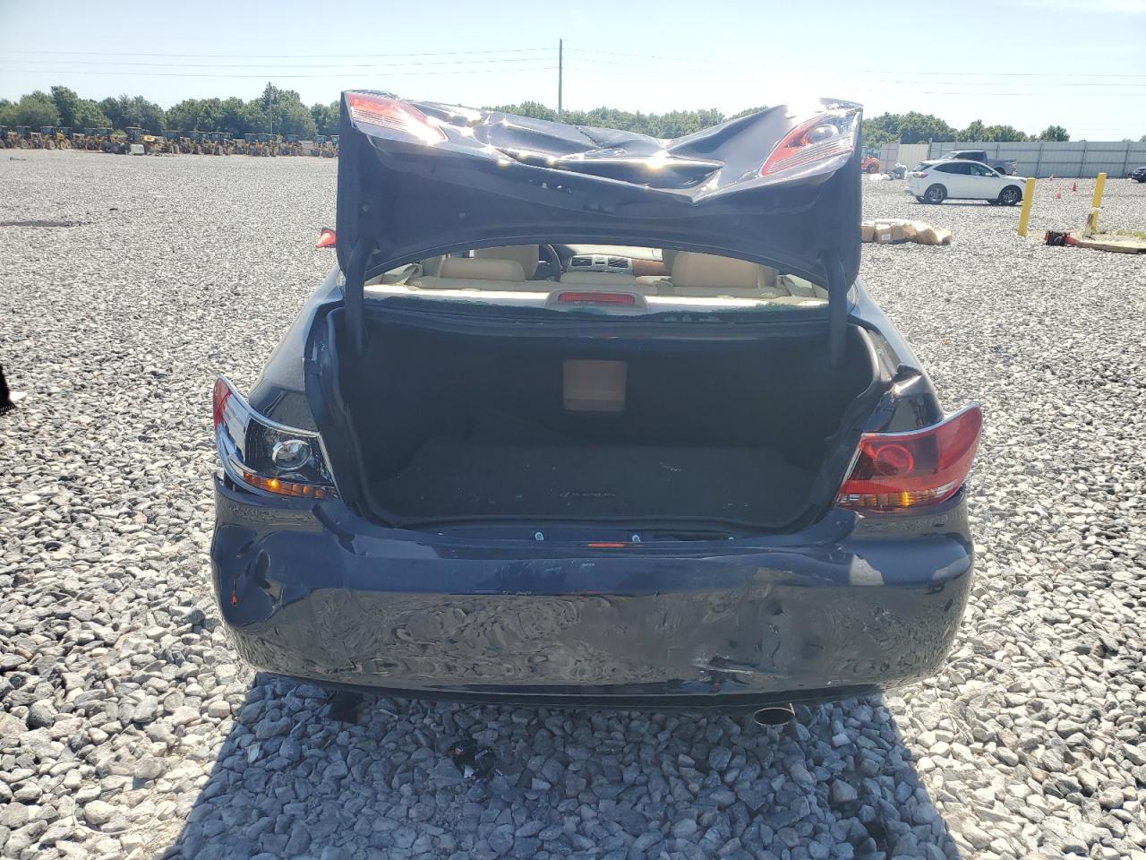 2005 Lexus Es 330 VIN: JTHBA30G755066462 Lot: 57060385