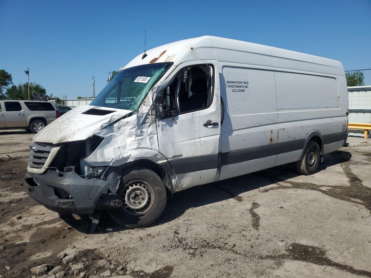 2014 Freightliner Sprinter 2500 for Sale in Dyer, IN - Front End