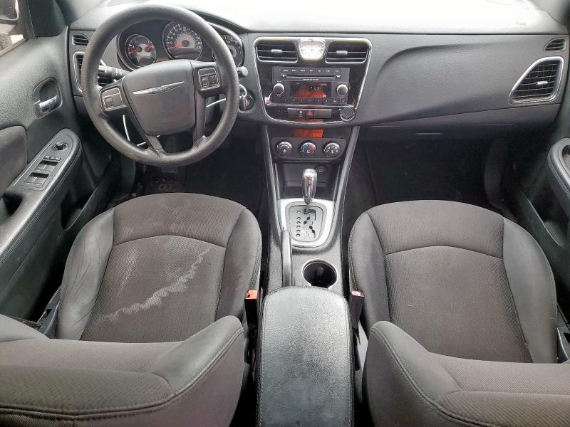 Sedans CHRYSLER 200 2014 White