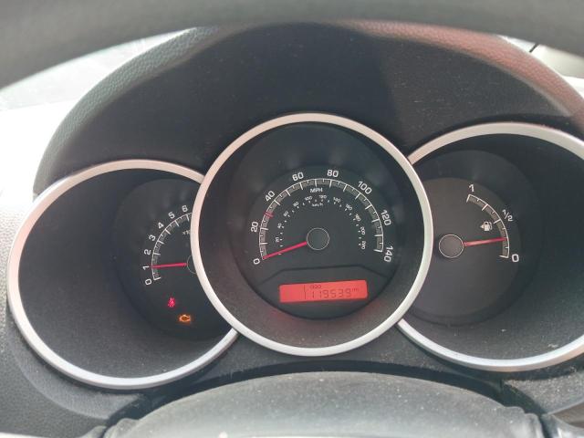 2010 KIA VENGA 1