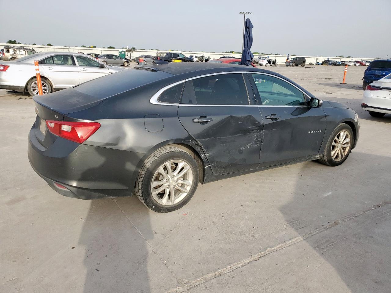 1G1ZD5ST8JF130437 CHEVROLET MALIBU 2018