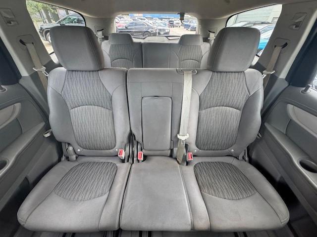 2016 CHEVROLET TRAVERSE LS  