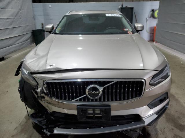  VOLVO V90 2023 Цвет загара