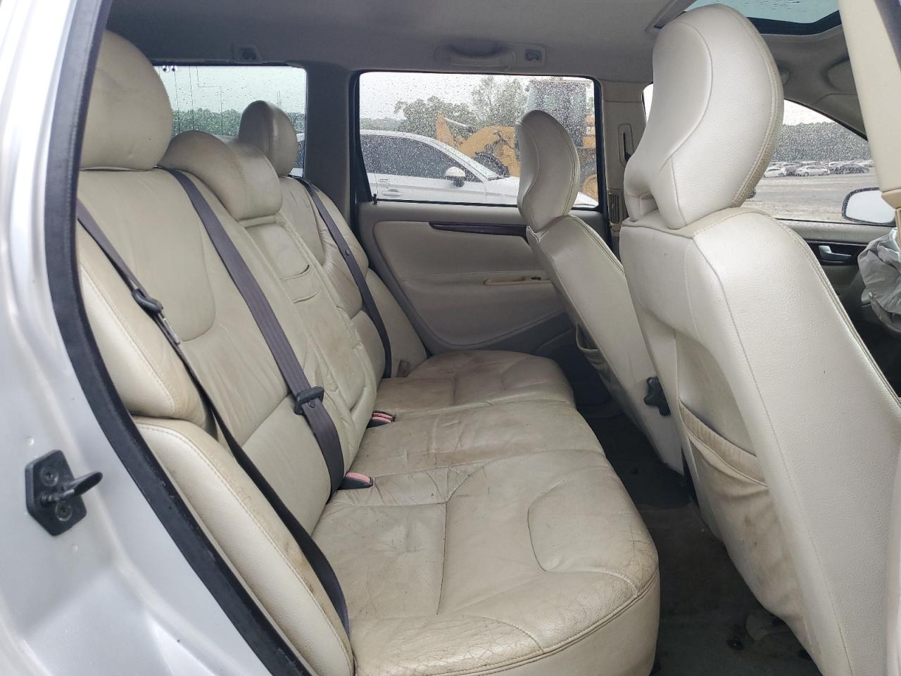 2004 Volvo V70 Fwd VIN: YV1SW59V042406108 Lot: 55232655