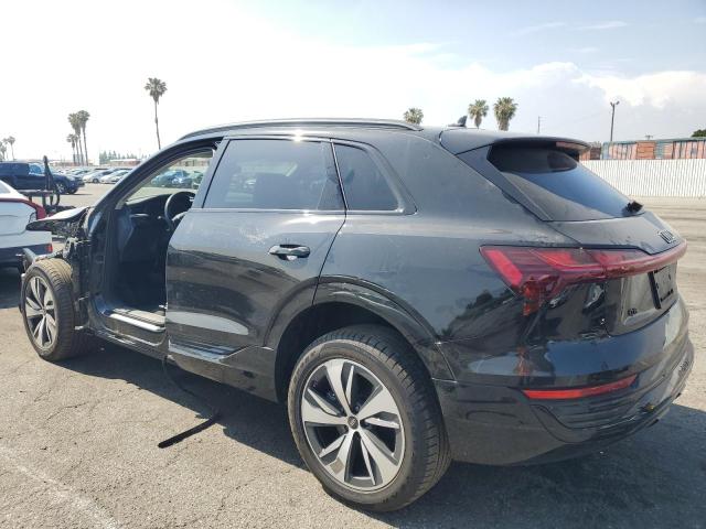  AUDI Q8 E-TRON 2024 Чорний