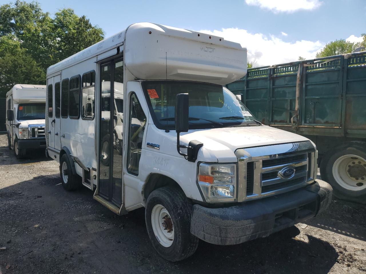 2017 Ford Econoline E350 Super Duty Cutaway Van продається в Waldorf, MD - Minor Dent/Scratches