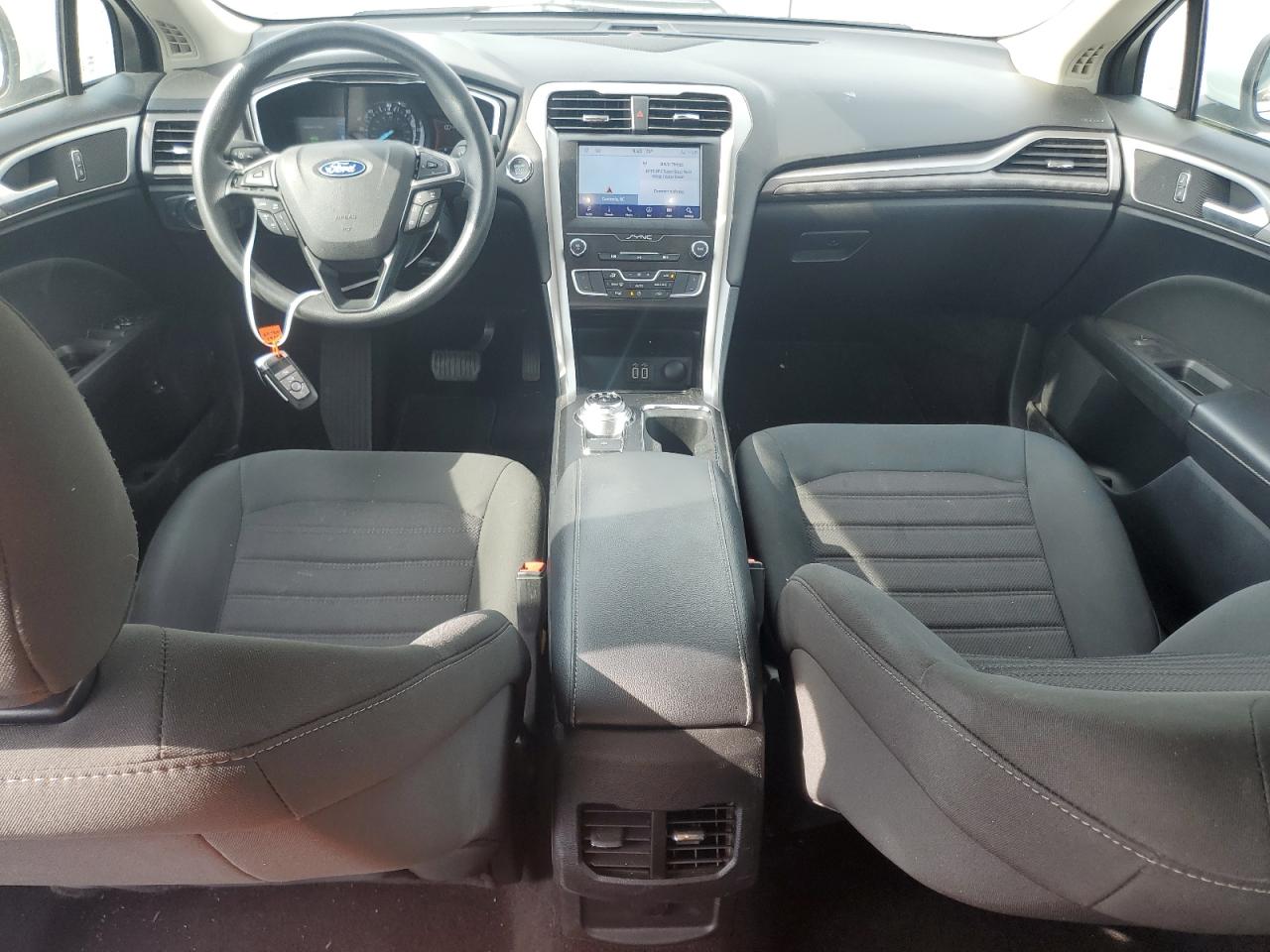 2019 Ford Fusion Se VIN: 3FA6P0LU4KR284956 Lot: 54043045