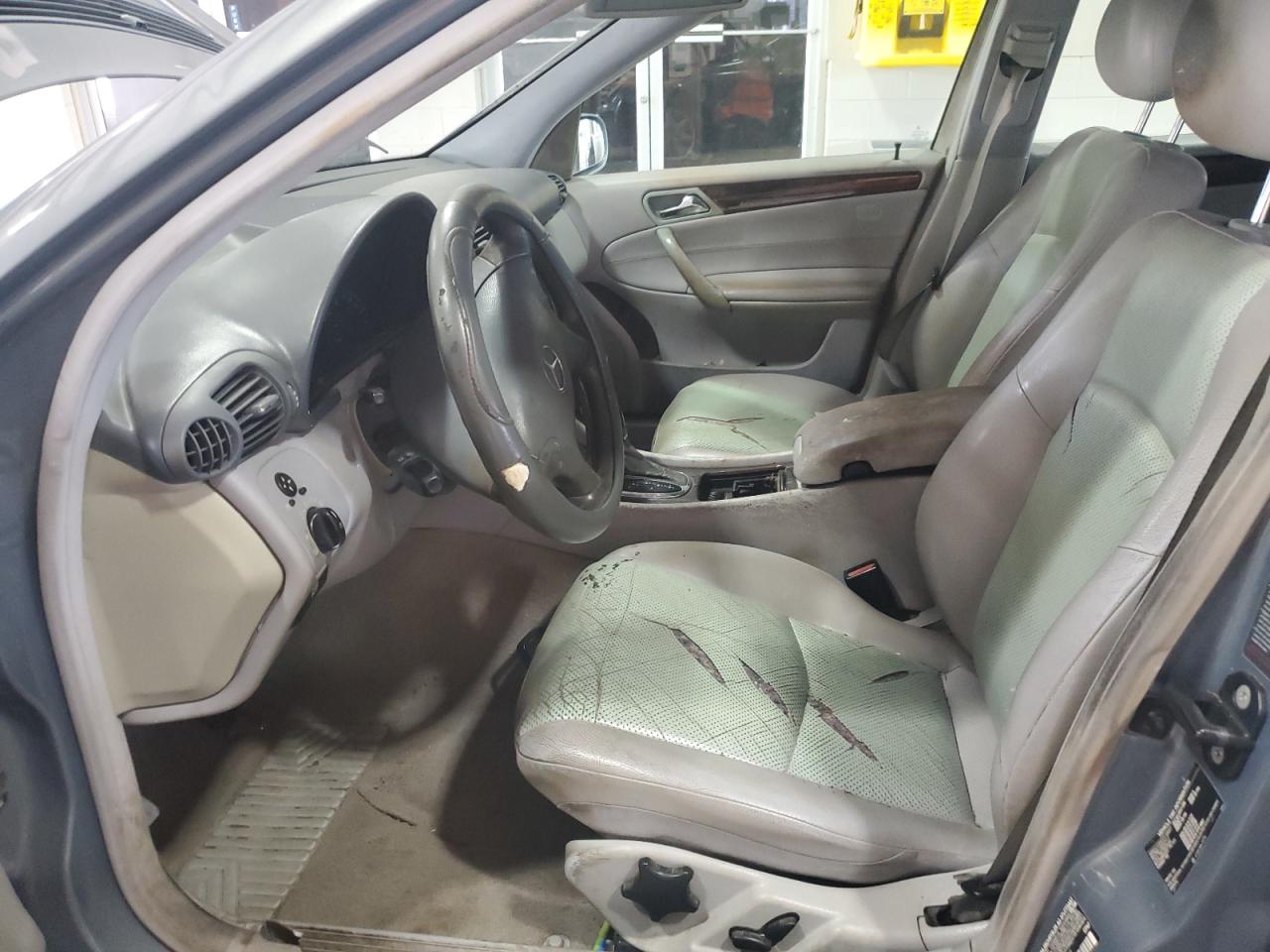 2004 Mercedes-Benz C 240 VIN: WDBRF61J54F547525 Lot: 56064115