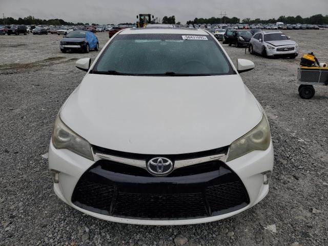  TOYOTA CAMRY 2016 Белы