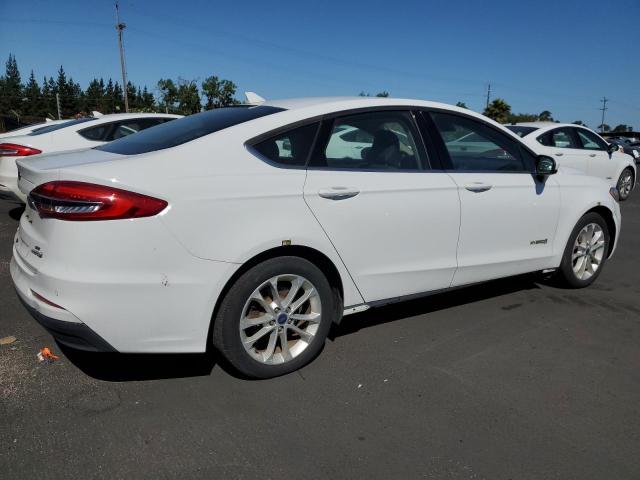  FORD FUSION 2019 Білий