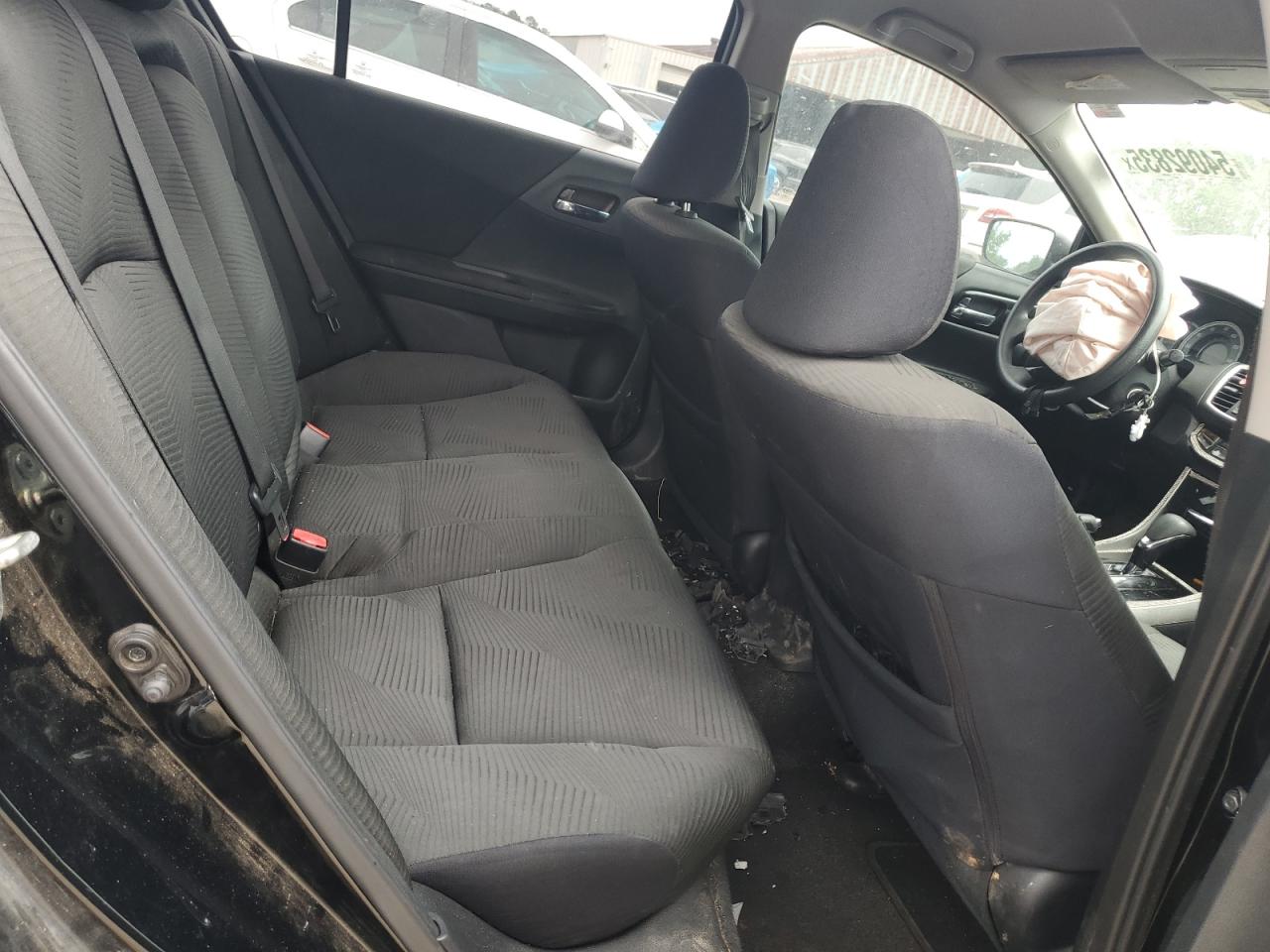 1HGCR2F38HA084821 HONDA ACCORD 2017