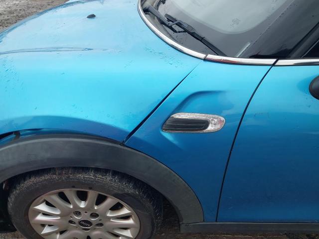2015 MINI COOPER