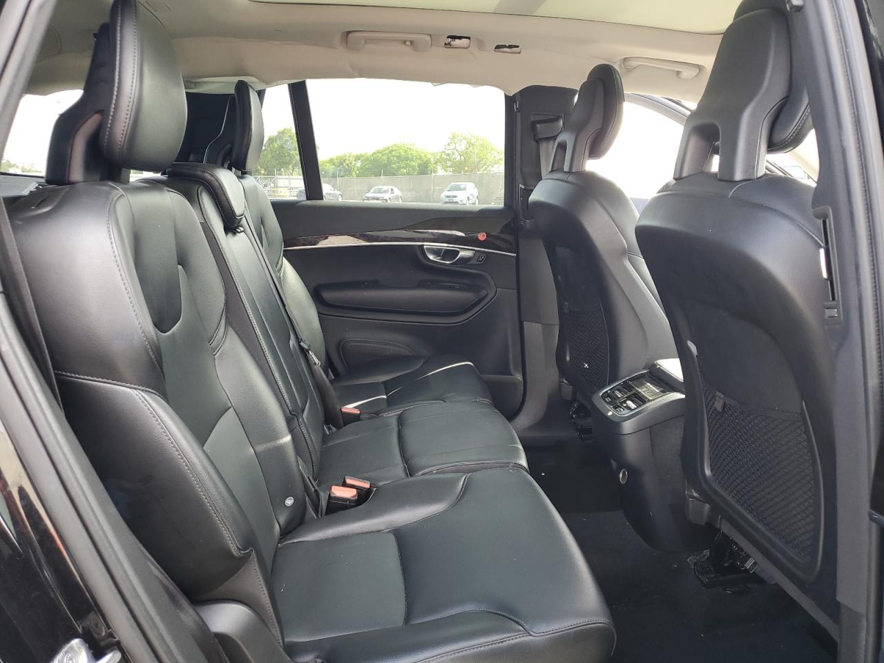 2018 Volvo Xc90 T5 VIN: YV4102CK5J1357681 Lot: 56681075