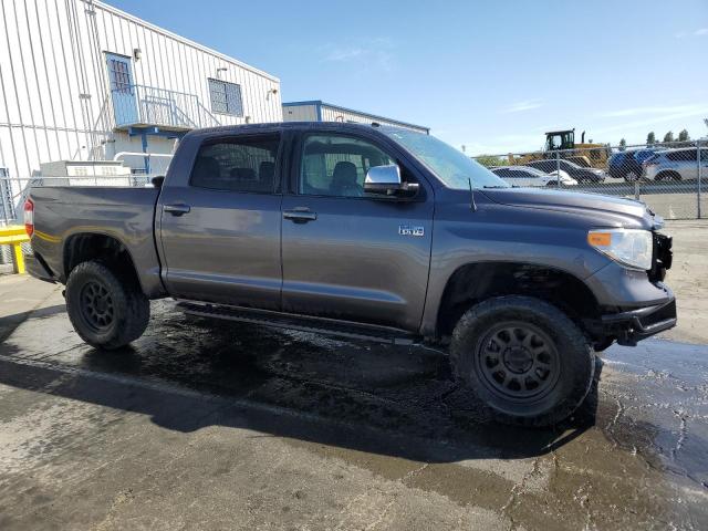  TOYOTA TUNDRA 2017 Szary