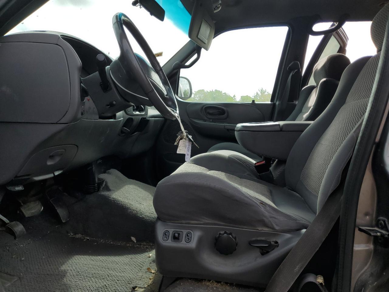 2002 Ford F150 Supercrew VIN: 1FTRW07652KA42557 Lot: 56308035