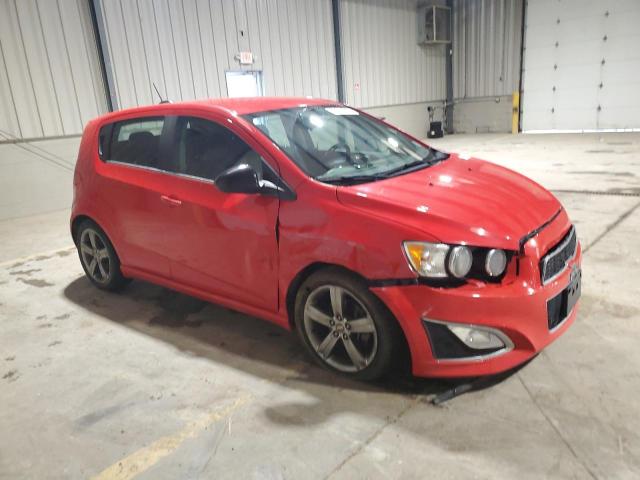  CHEVROLET SONIC 2016 Czerwony