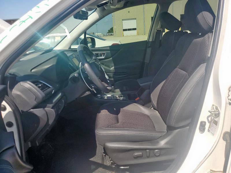  SUBARU FORESTER 2020 Белы
