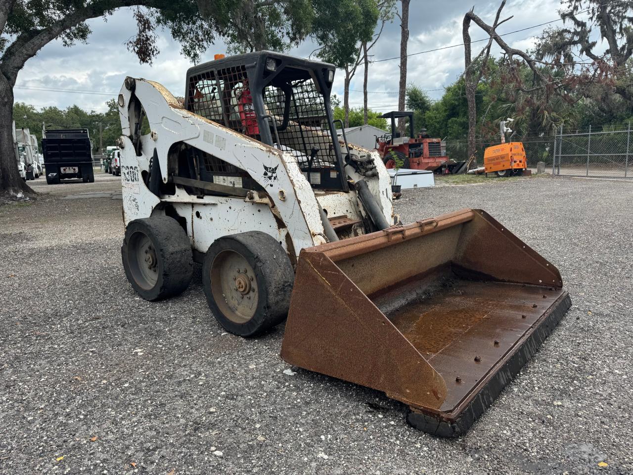 Riverview, FL에서 판매 중인 2010 Bobcat S300 - Minor Dent/Scratches