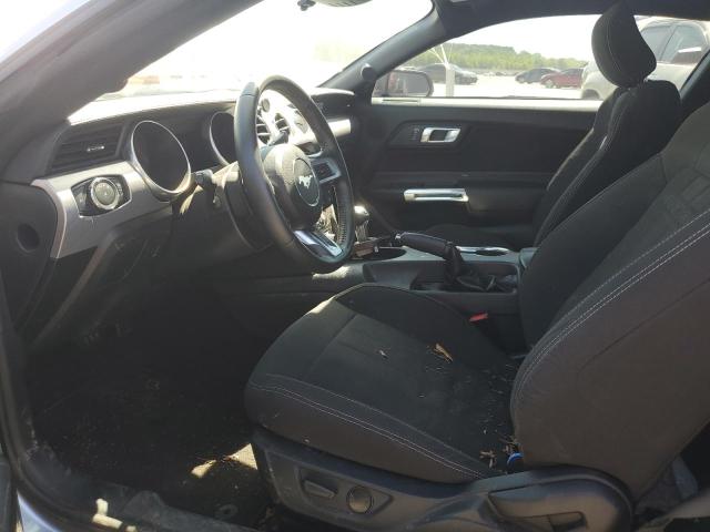  FORD MUSTANG 2022 Серебристый