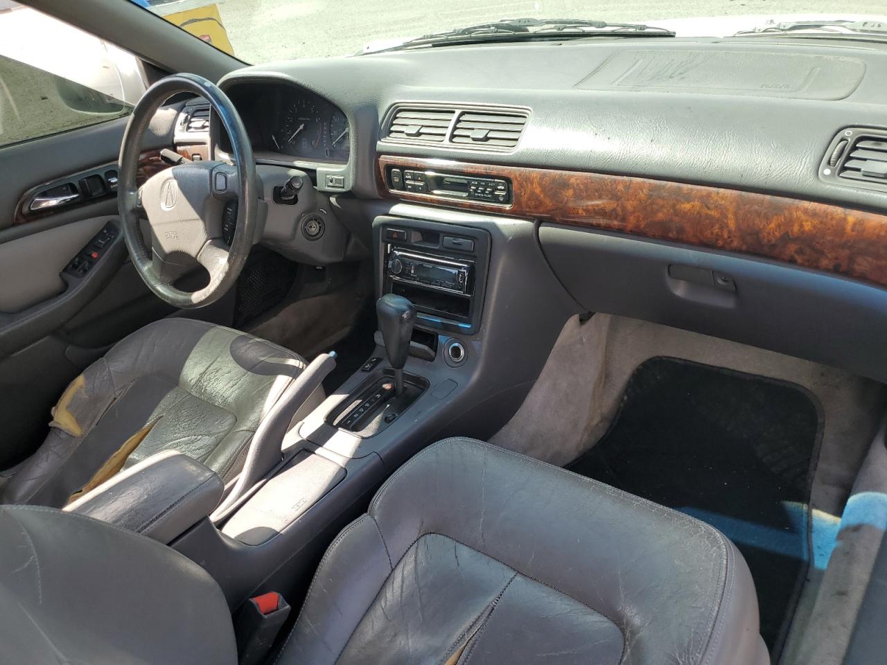 1997 Acura 3.0Cl VIN: 19UYA2256VL013735 Lot: 55453395