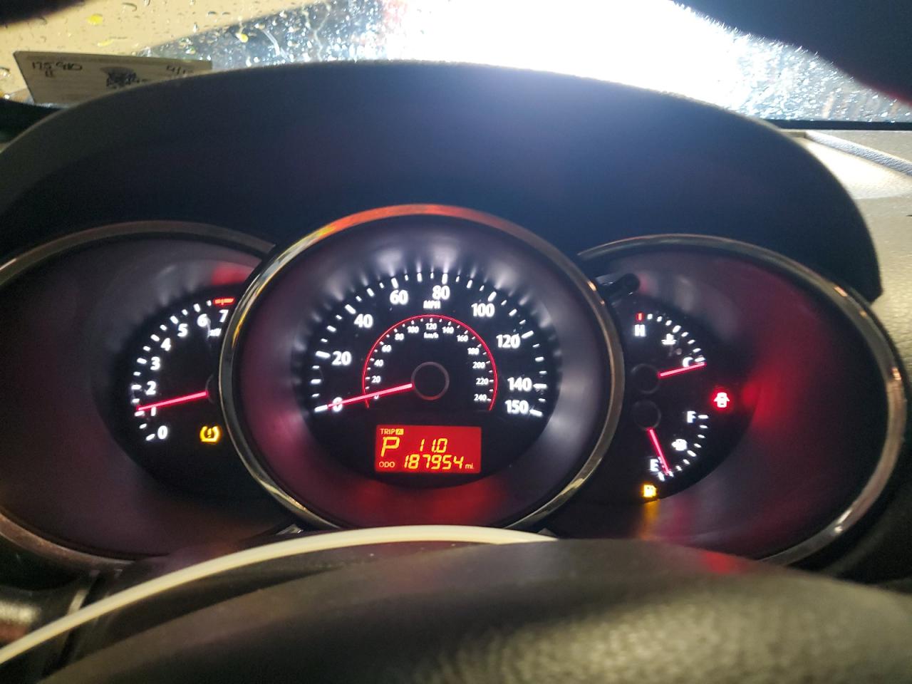 2011 Kia Sorento Base VIN: 5XYKTDA20BG148699 Lot: 56931405