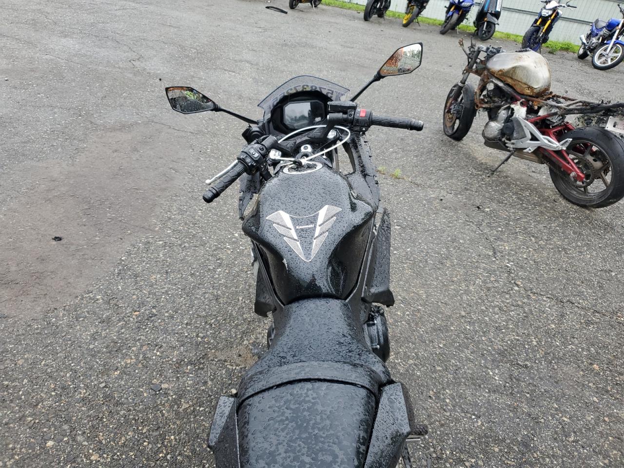 2025 Kawasaki Ex650 R VIN: ML5EXER15SDAD9777 Lot: 57837255