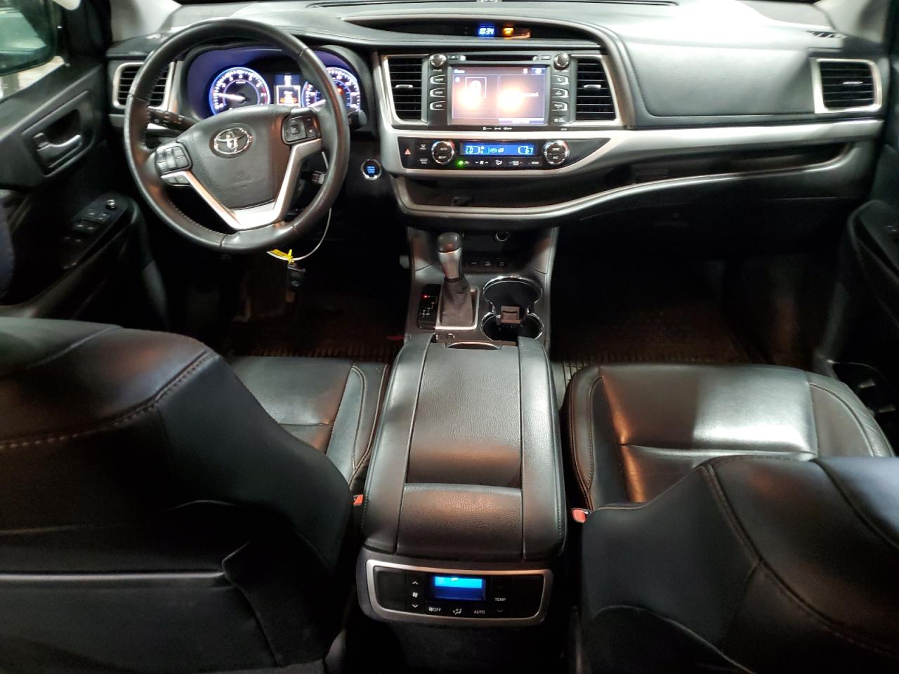 2016 Toyota Highlander Xle VIN: 5TDJKRFHXGS320532 Lot: 57438545