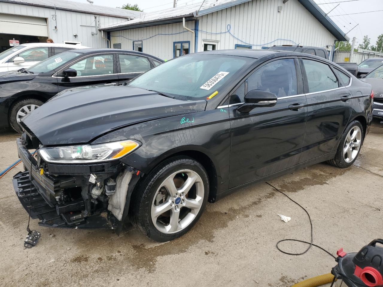 2013 Ford Fusion Se zu verkaufen in Pekin, IL - Front End