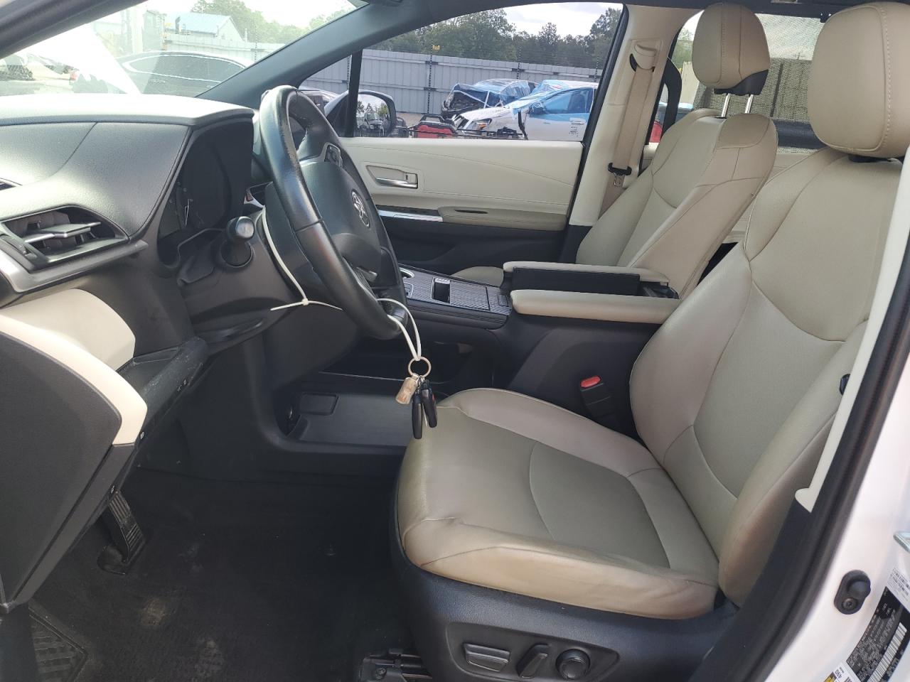 2022 Toyota Sienna Xle VIN: 5TDYRKEC3NS113730 Lot: 57160105