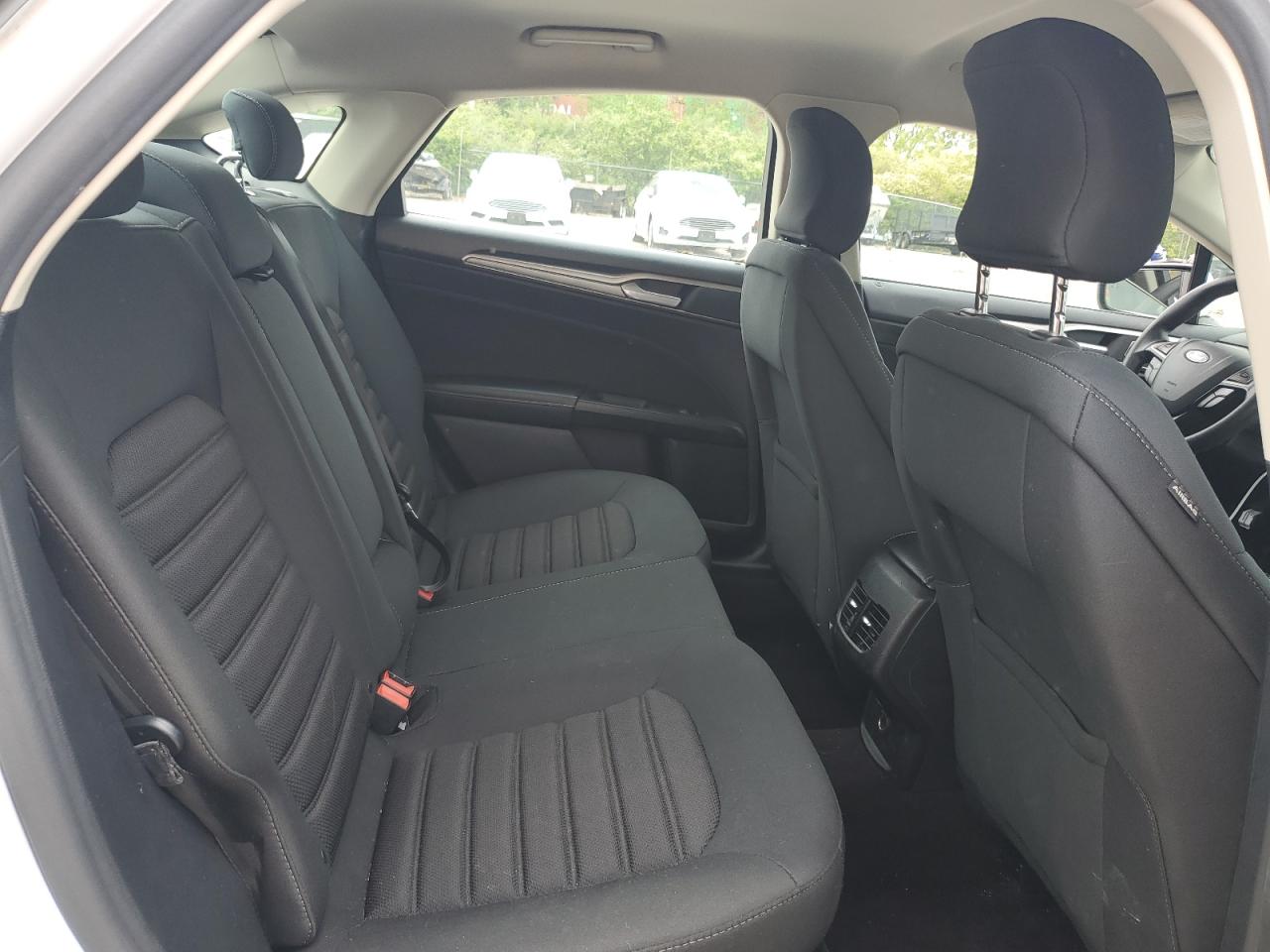 2019 Ford Fusion Se VIN: 3FA6P0LU9KR124796 Lot: 55085145