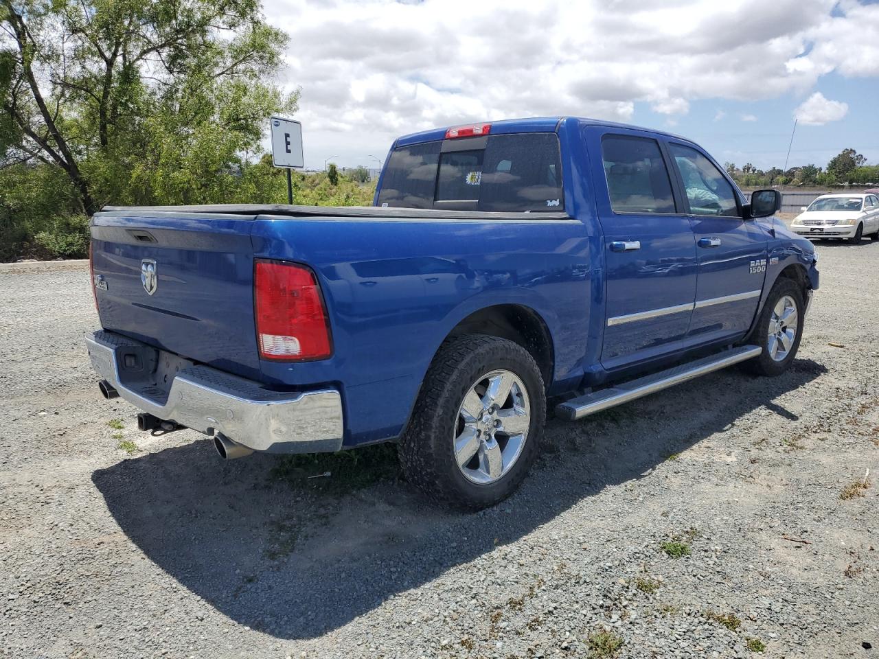 2017 RAM 1500 - Image 3