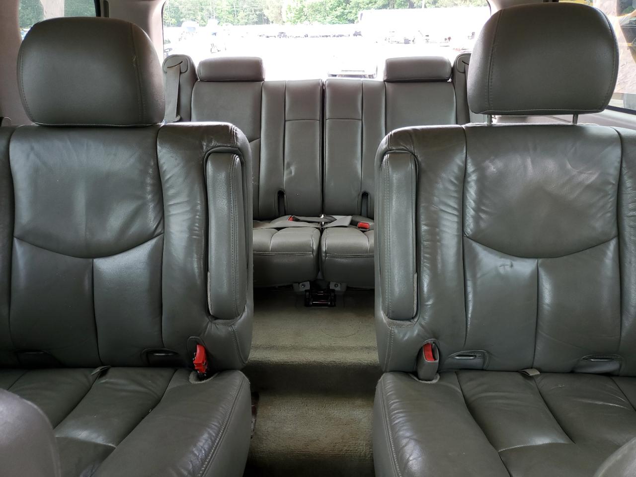 2004 Chevrolet Tahoe K1500 VIN: 1GNEK13TX4J172927 Lot: 56037385