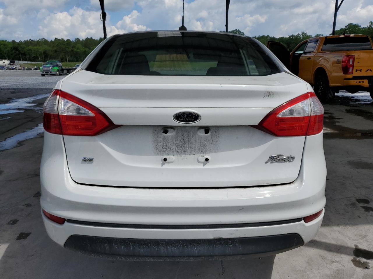 2015 Ford Fiesta Se VIN: 3FADP4BJ5FM223219 Lot: 56153805