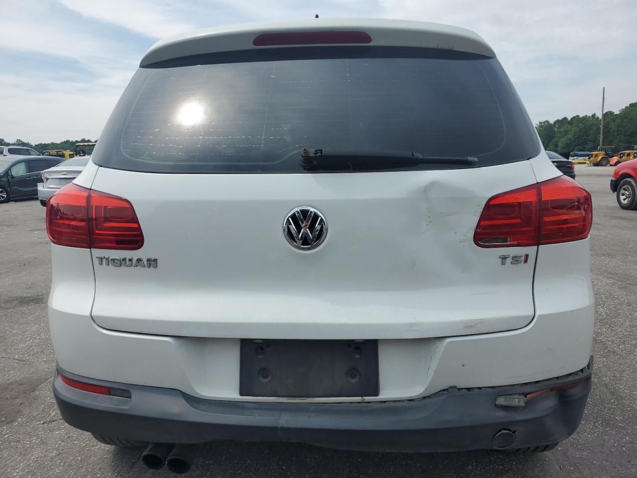2017 Volkswagen Tiguan S VIN: WVGAV7AX7HK017676 Lot: 58487455