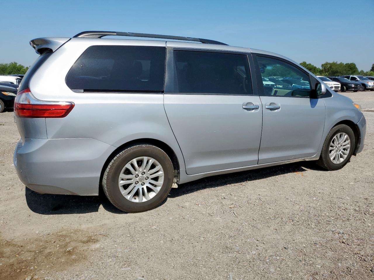 2015 Toyota Sienna Xle VIN: 5TDYK3DC3FS557753 Lot: 56789795