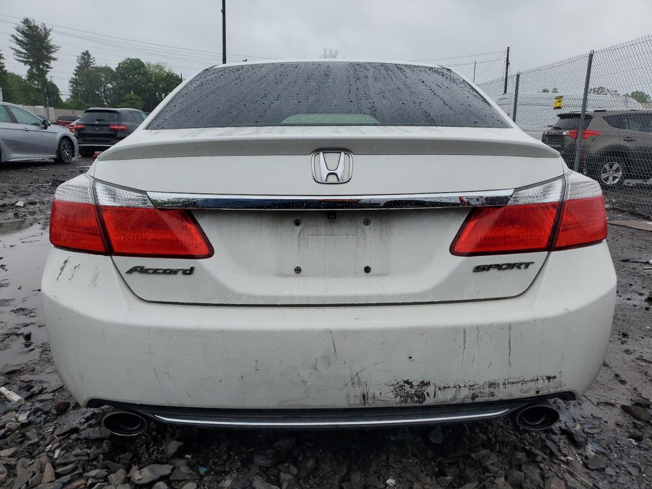 2015 Honda Accord Sport VIN: 1HGCR2F56FA089241 Lot: 56476065