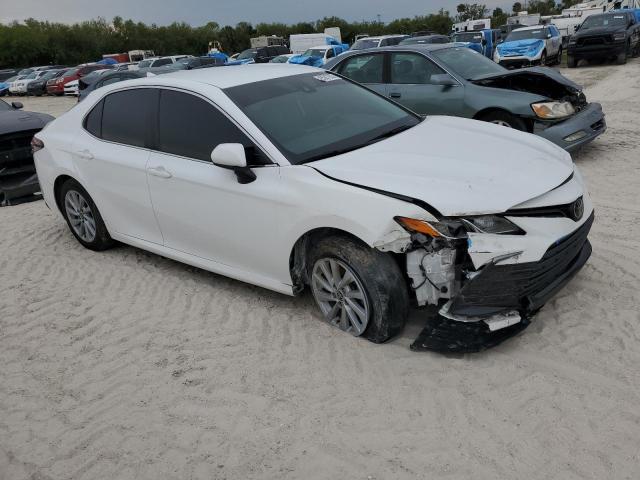  TOYOTA CAMRY 2021 Biały